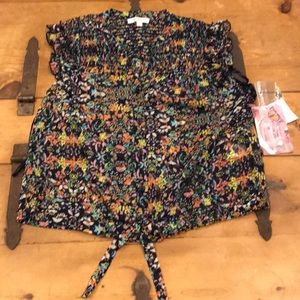 Very light and pretty top.